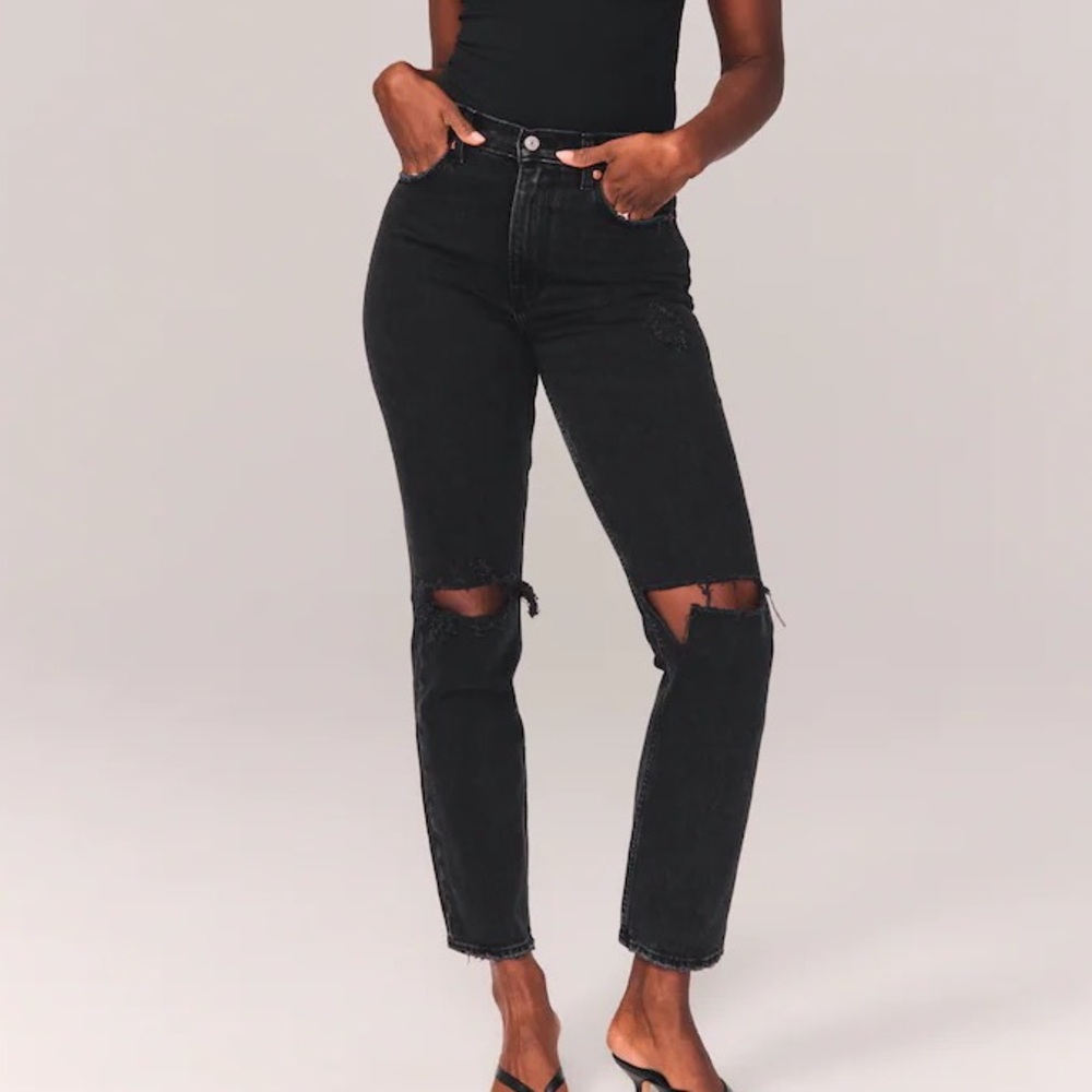 NWT Abercrombie Curve Love 90’s Ultra High Rise Straight